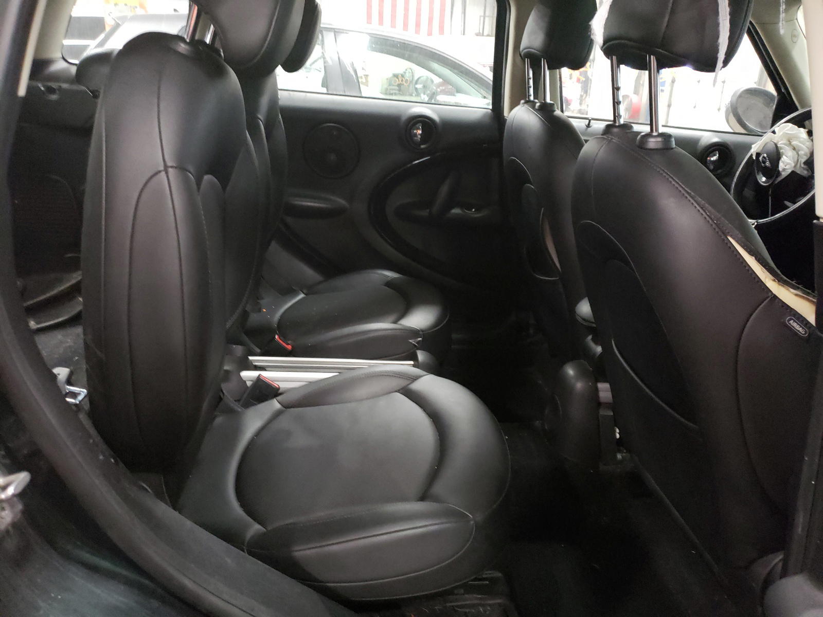 Photo 6 from auction – 2011 MINI COOPER S with VIN WMWZC5C5XBWL55421