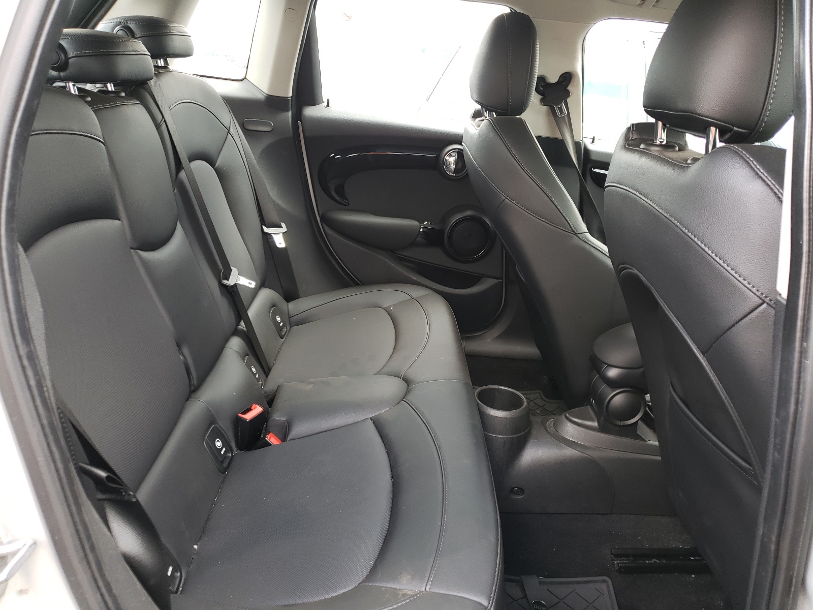 Photo 6 from auction – 2019 MINI COOPER S with VIN WMWXU3C50K2H55197