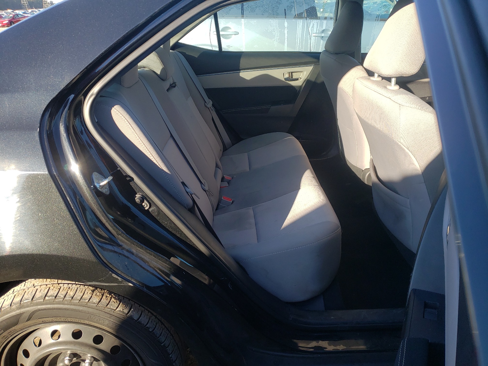 Photo 6 from auction – 2015 TOYOTA COROLLA L with VIN 2T1BURHE5FC374720