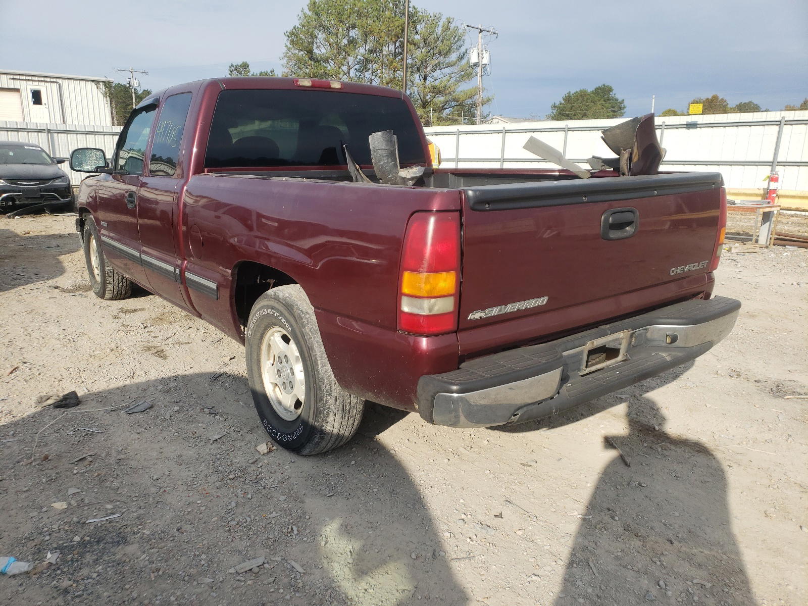 Photo 3 from auction – 2002 CHEVROLET SILVERADO with VIN 2GCEC19VX21421913