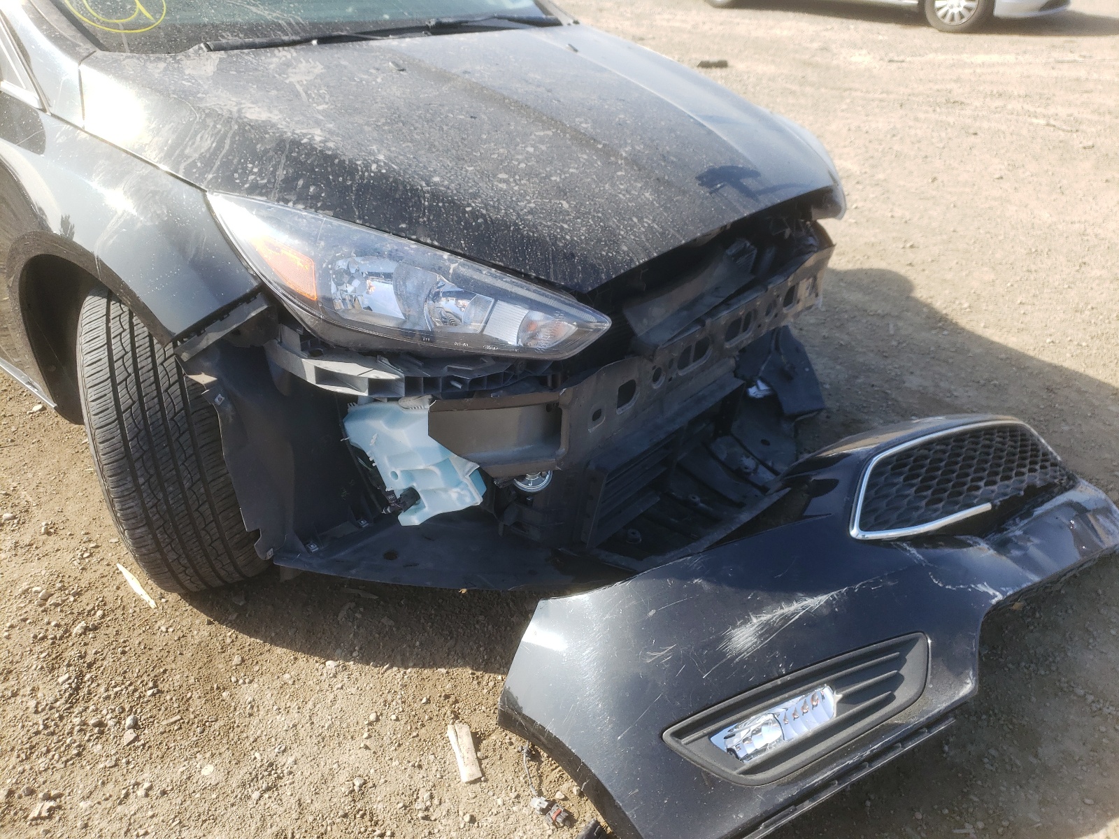 Photo 9 from auction – 2018 FORD FOCUS SEL with VIN 1FADP3H24JL305026