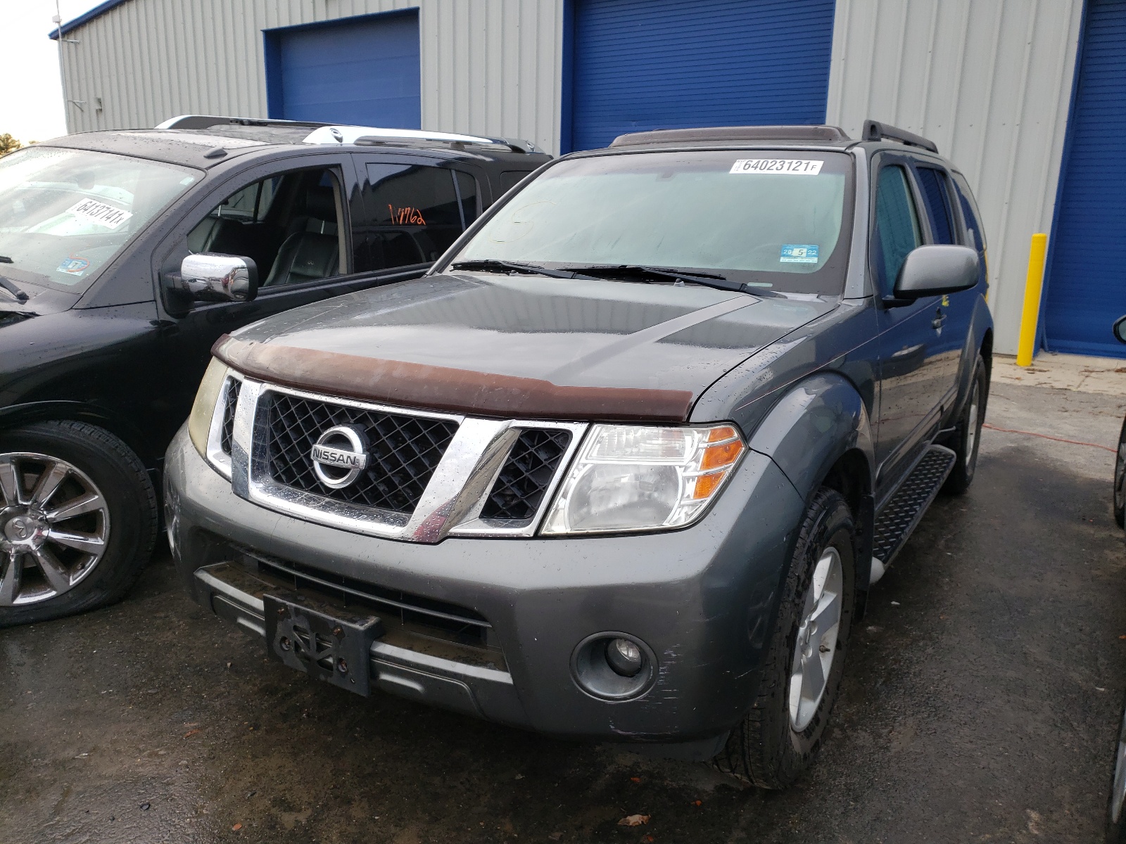 Photo 2 from auction – 2009 NISSAN PATHFINDER with VIN 5N1AR18B99C616115