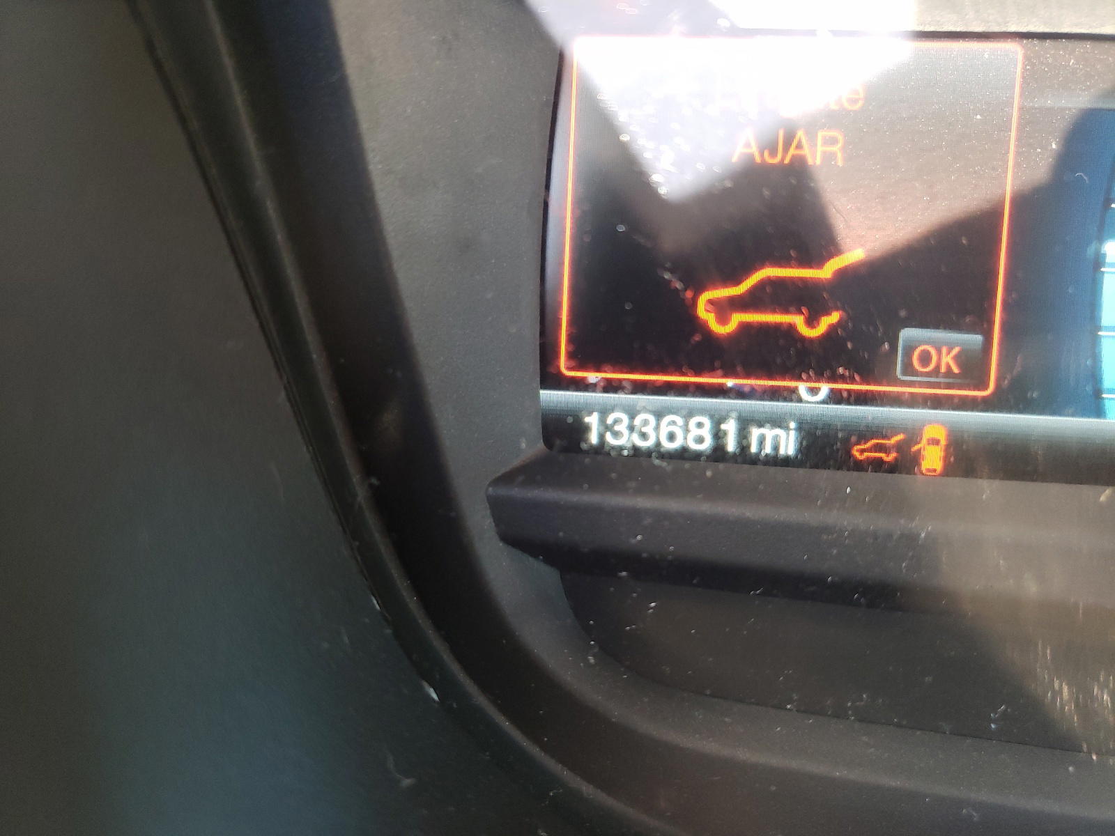 Photo 8 from auction – 2011 FORD EXPLORER X with VIN 1FMHK8D81BGA25331