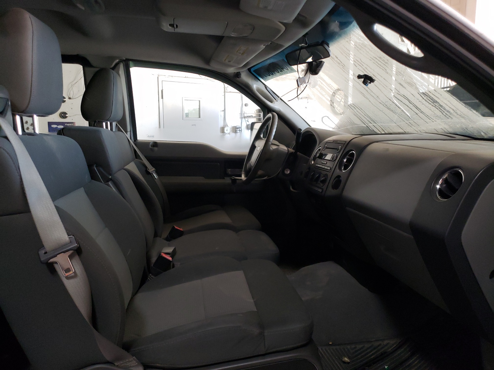 Photo 5 from auction – 2008 FORD F150 with VIN 1FTPX14V78FC04390