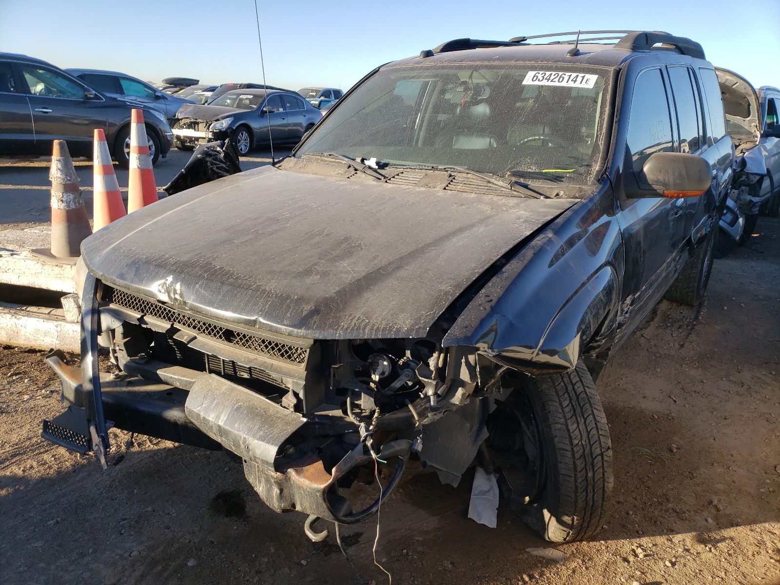 Photo 2 from auction – 2005 CHEVROLET TRAILBLAZE with VIN 1GNET16S456192837