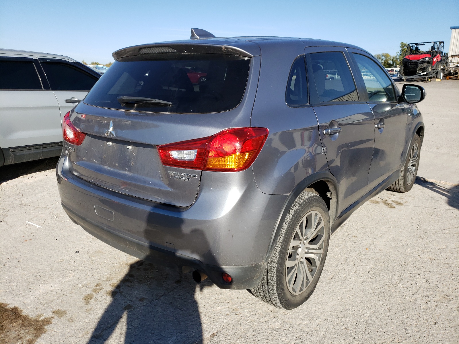 Photo 4 from auction – 2017 MITSUBISHI OUTLANDER with VIN JA4AP3AU6HZ026218