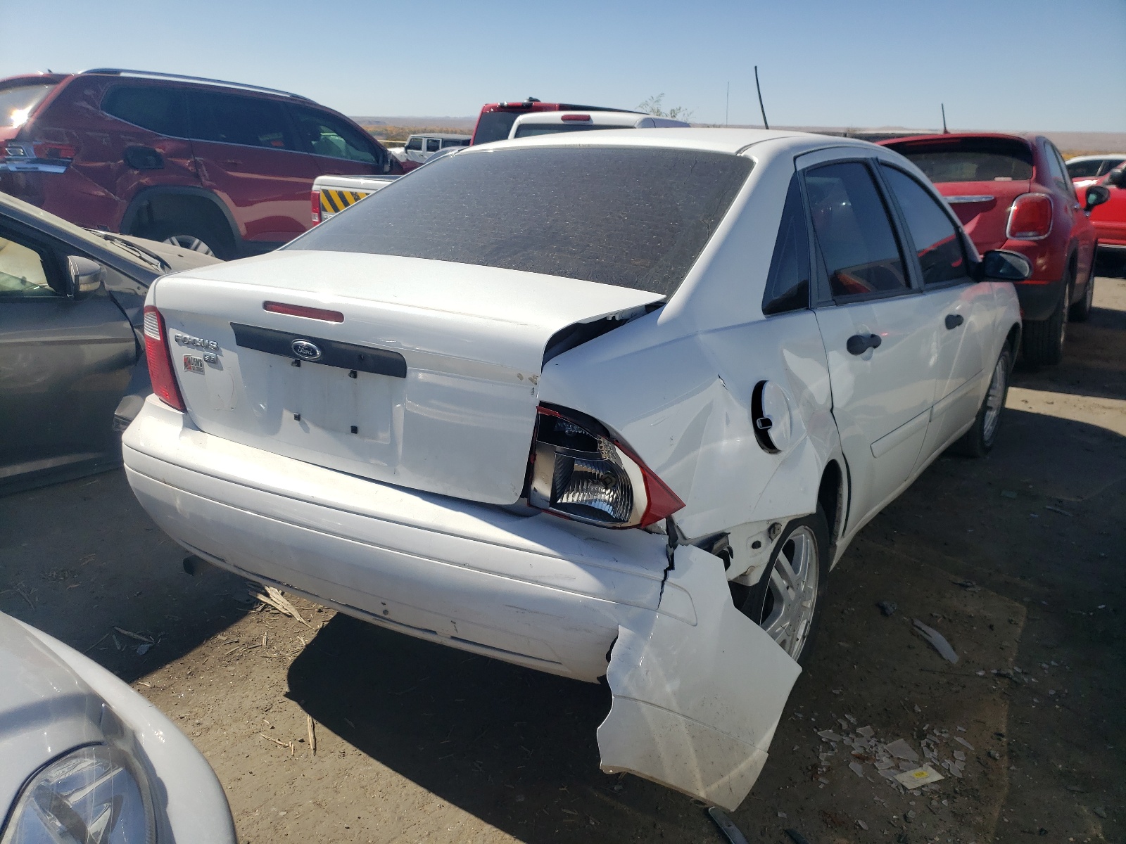 Photo 4 from auction – 2007 FORD FOCUS ZX4 with VIN 1FAFP34N37W171769