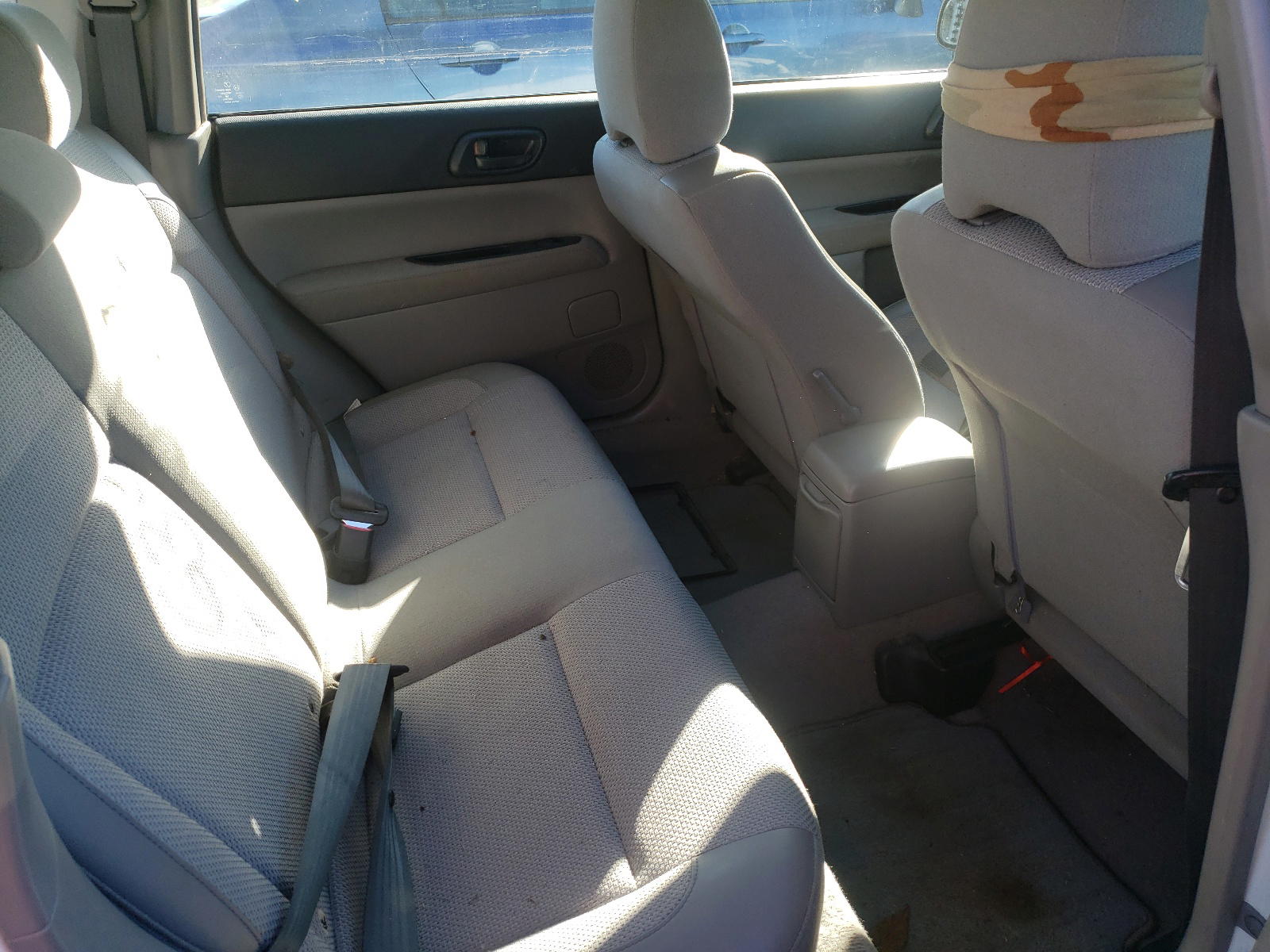 Photo 6 from auction – 2004 SUBARU FORESTER 2 with VIN JF1SG63634H752117