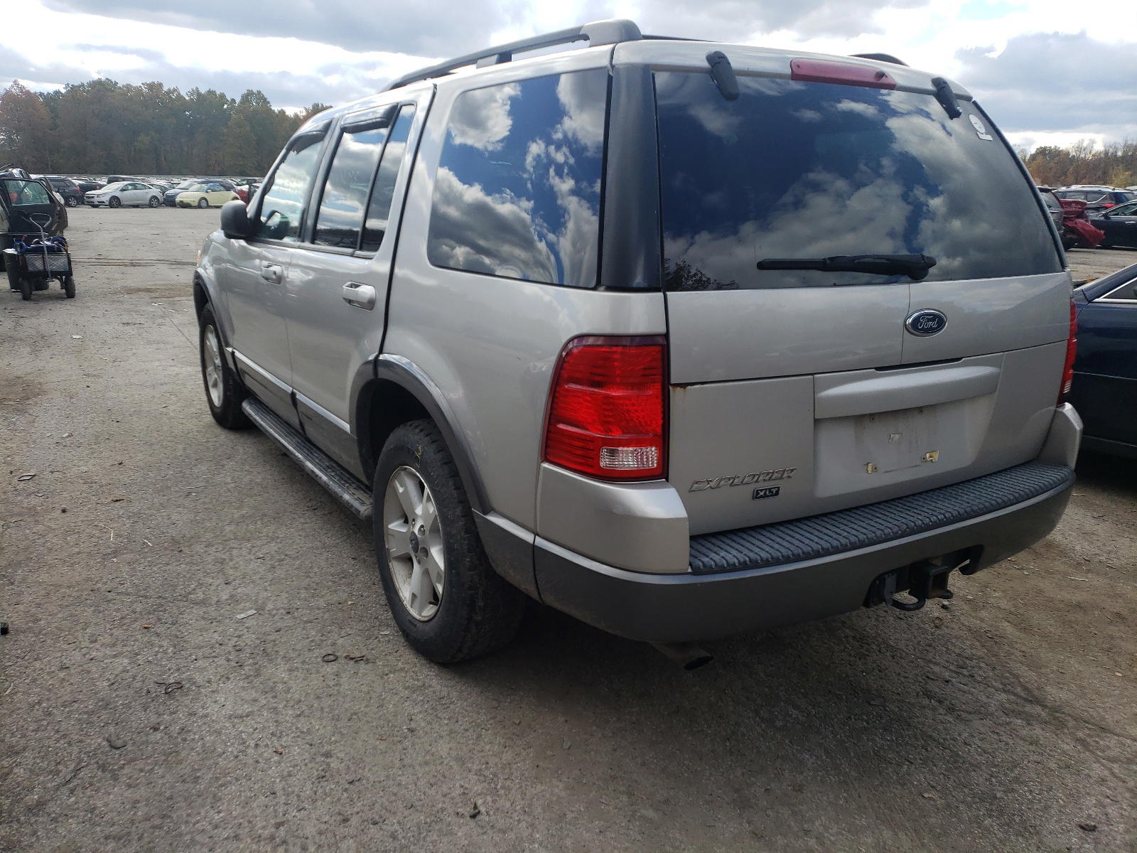 Photo 3 from auction – 2003 FORD EXPLORER X with VIN 1FMZU73K53ZA77931