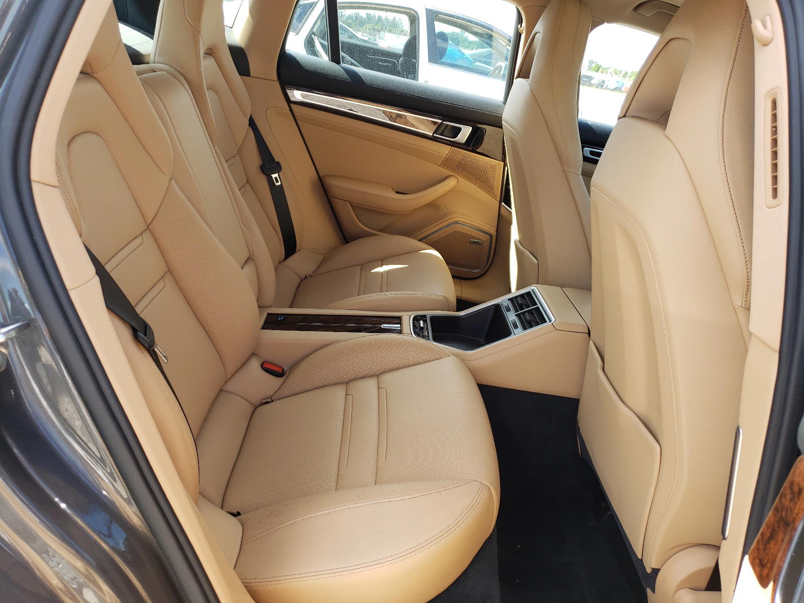 Photo 6 from auction – 2018 PORSCHE PANAMERA 4 with VIN WP0AB2A77JL135238