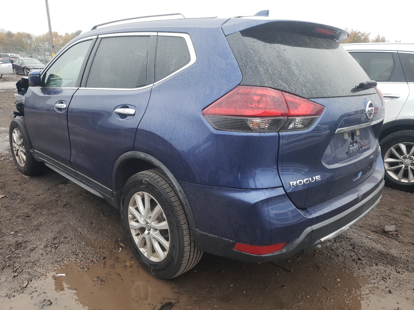 Photo 3 from auction – 2018 NISSAN ROGUE S with VIN KNMAT2MV0JP551180