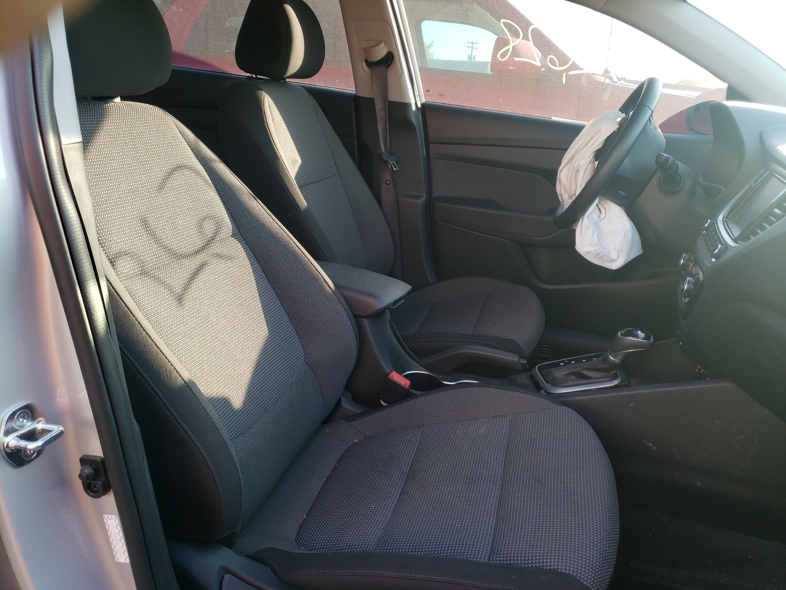 Photo 5 from auction – 2021 HYUNDAI ACCENT LIM with VIN 3KPC34A64ME152844