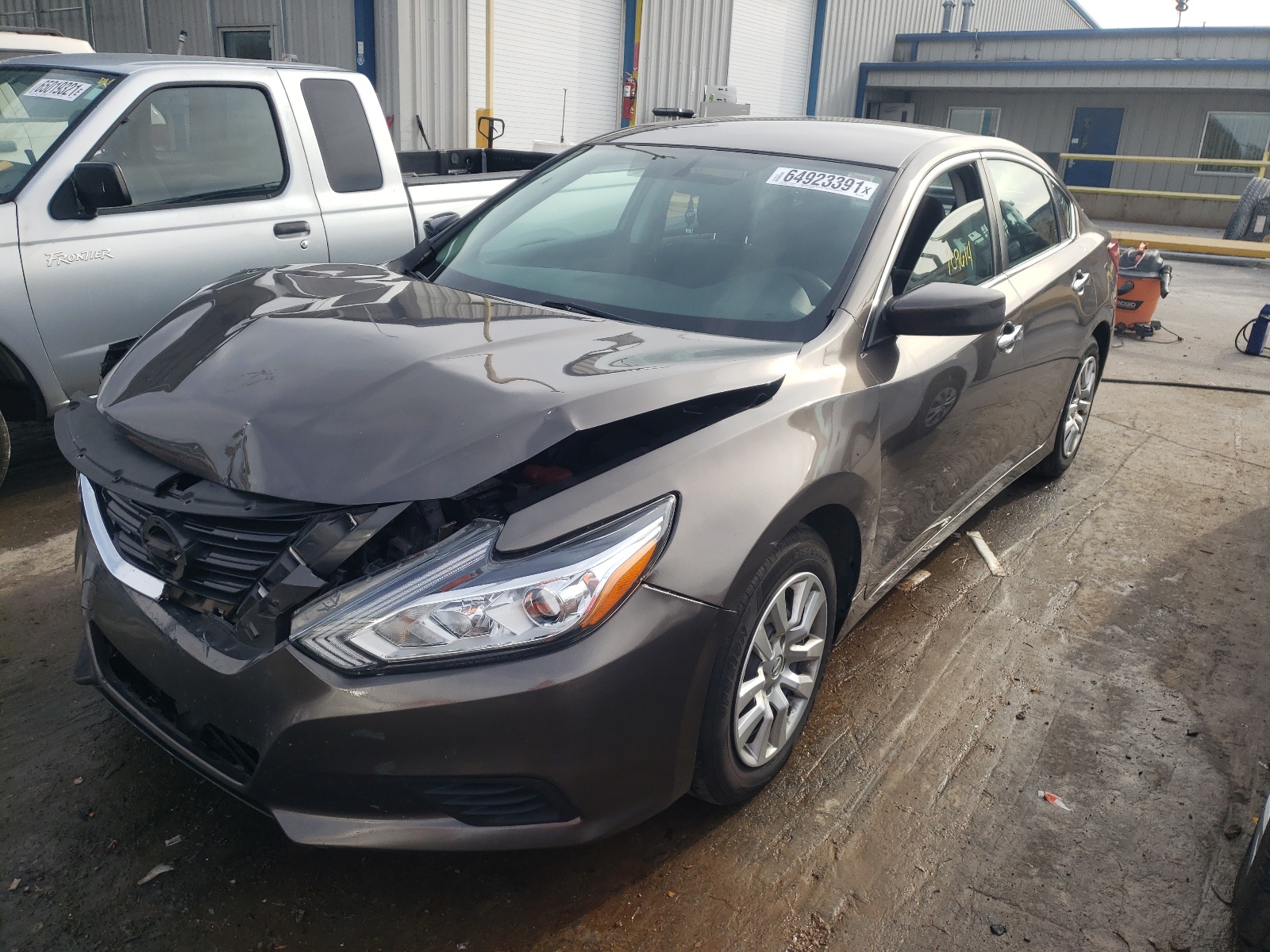 Zdjęcie 2 z aukcji – 2016 NISSAN ALTIMA 2.5 z VIN 1N4AL3AP2GN340259