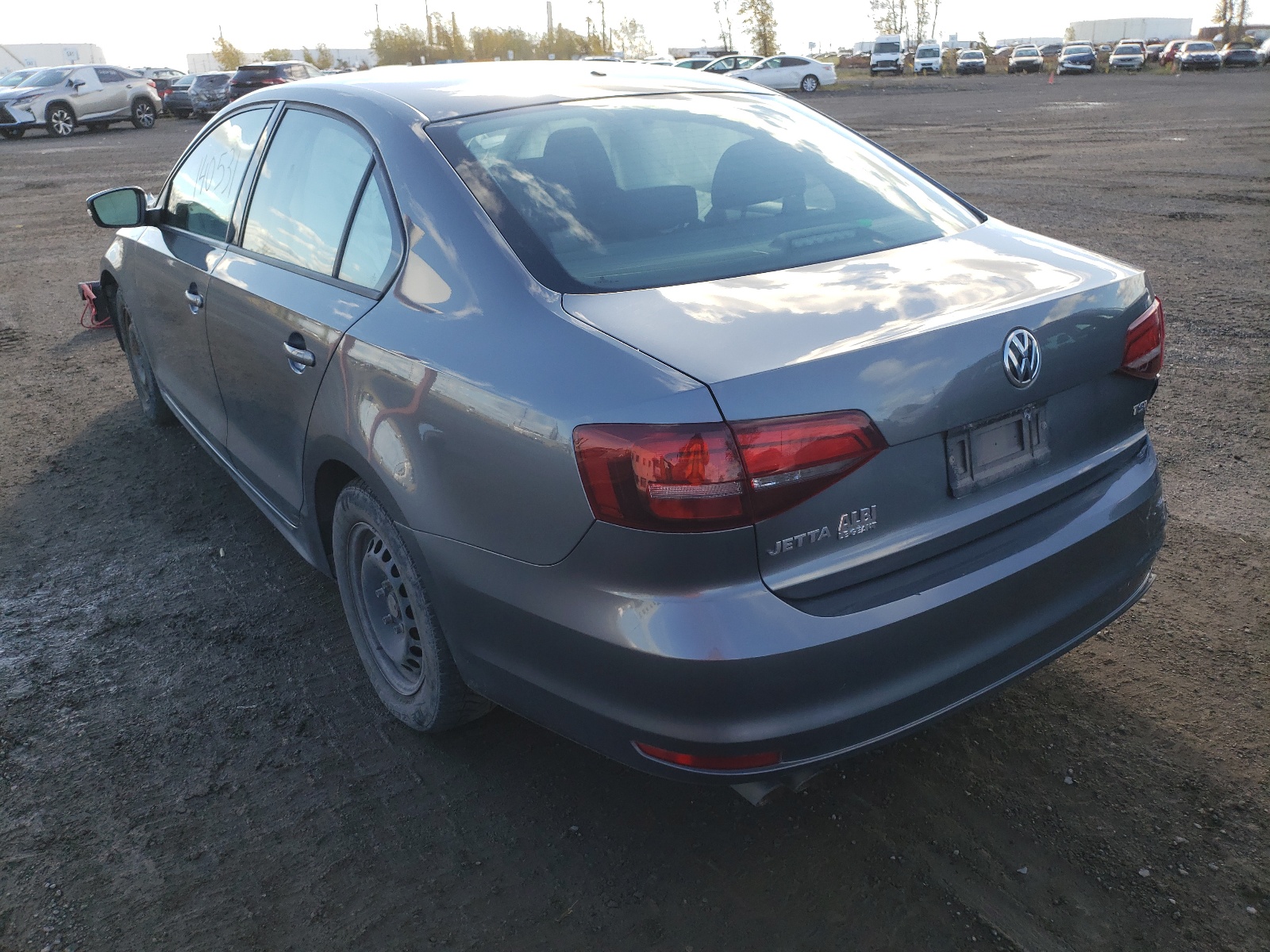 Photo 3 from auction – 2016 VOLKSWAGEN JETTA S with VIN 3VW167AJ7GM264470