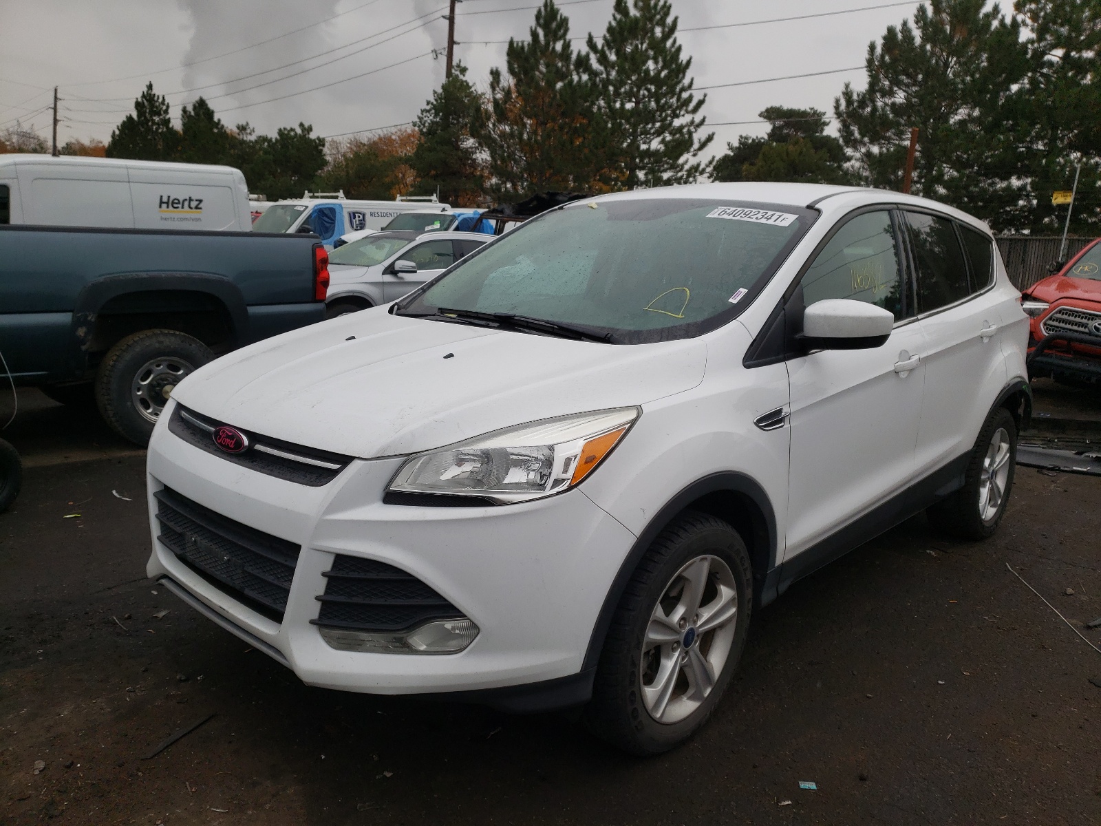Photo 2 from auction – 2013 FORD ESCAPE SE with VIN 1FMCU9GX6DUB82967
