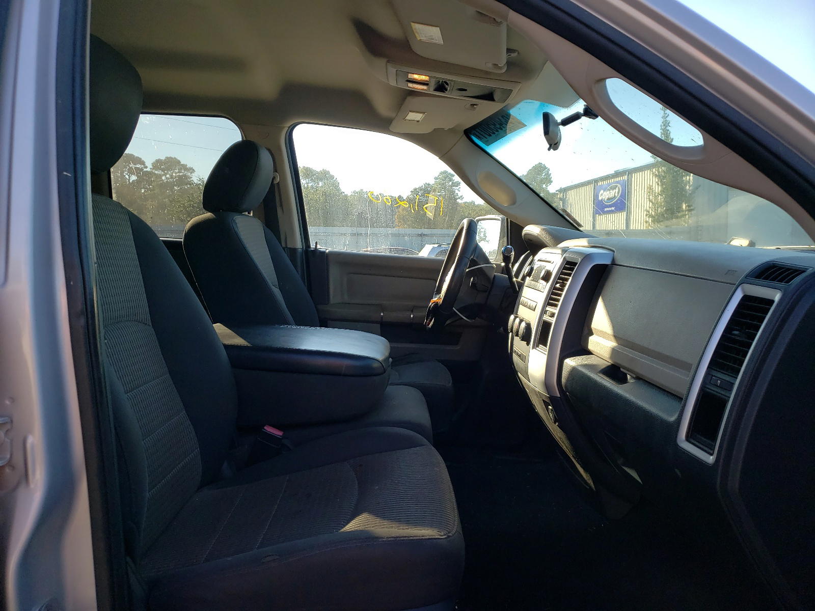 Photo 5 from auction – 2011 DODGE RAM 1500 with VIN 1D7RB1GP3BS679737