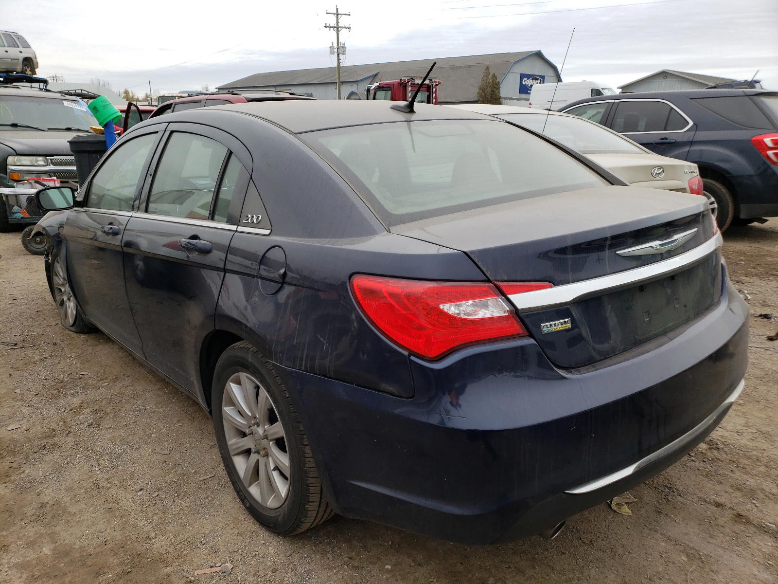 Photo 3 from auction – 2013 CHRYSLER 200 LX with VIN 1C3CCBAG5DN559388