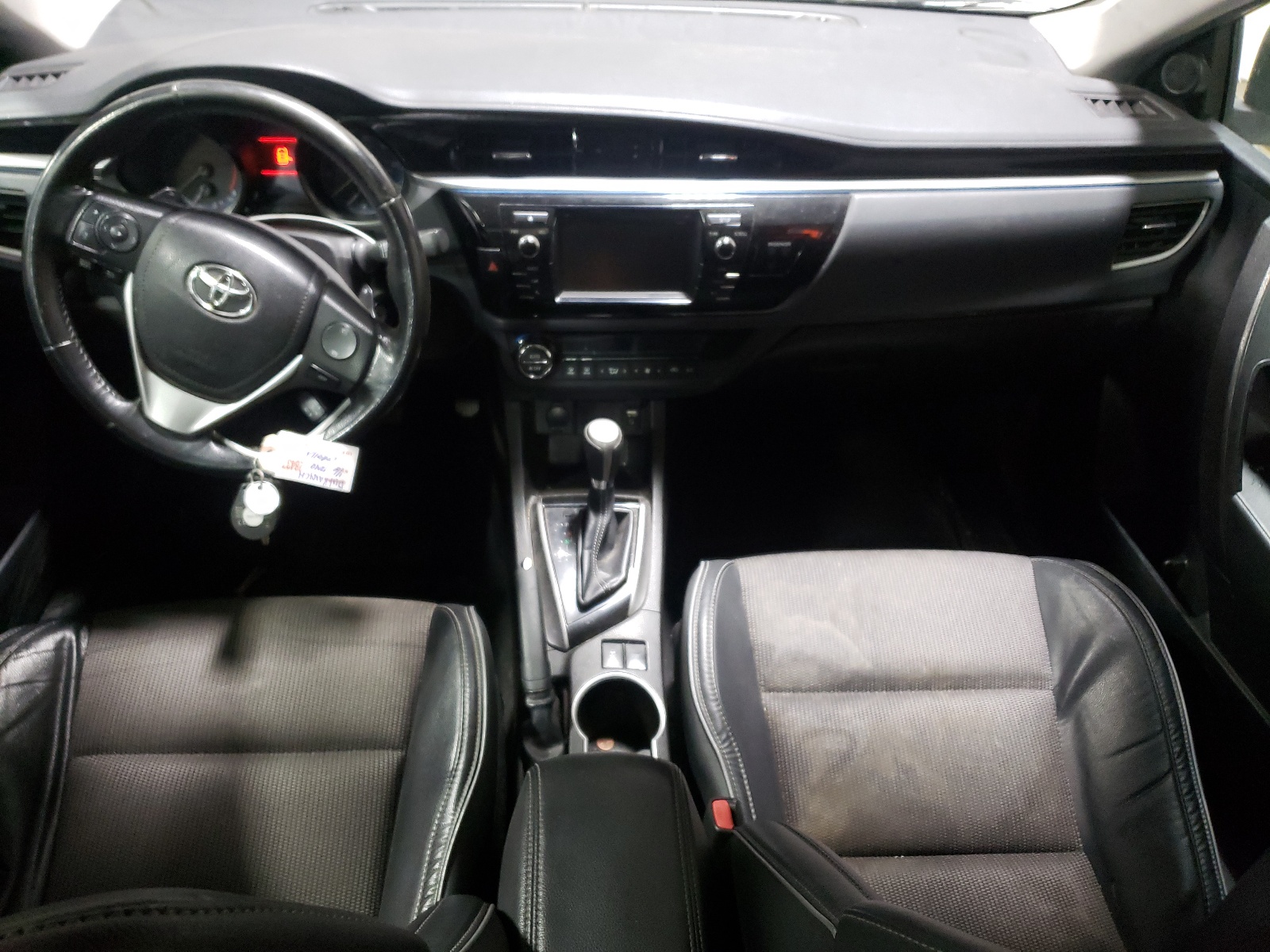 Zdjęcie 9 z aukcji – 2016 TOYOTA COROLLA L z VIN 5YFBURHE7GP473914