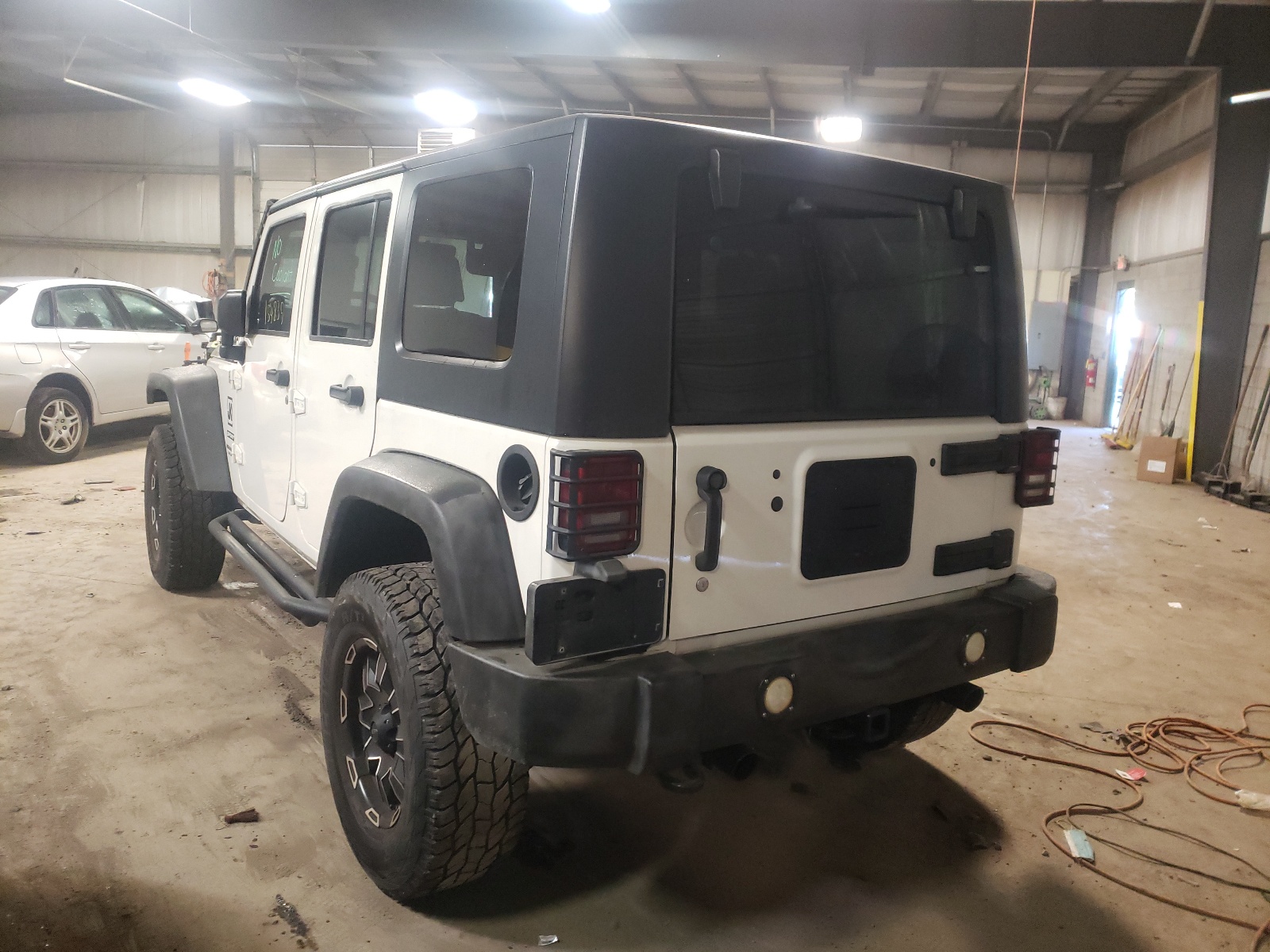 Photo 3 from auction – 2010 JEEP WRANGLER U with VIN 1J4BA3H10AL113249