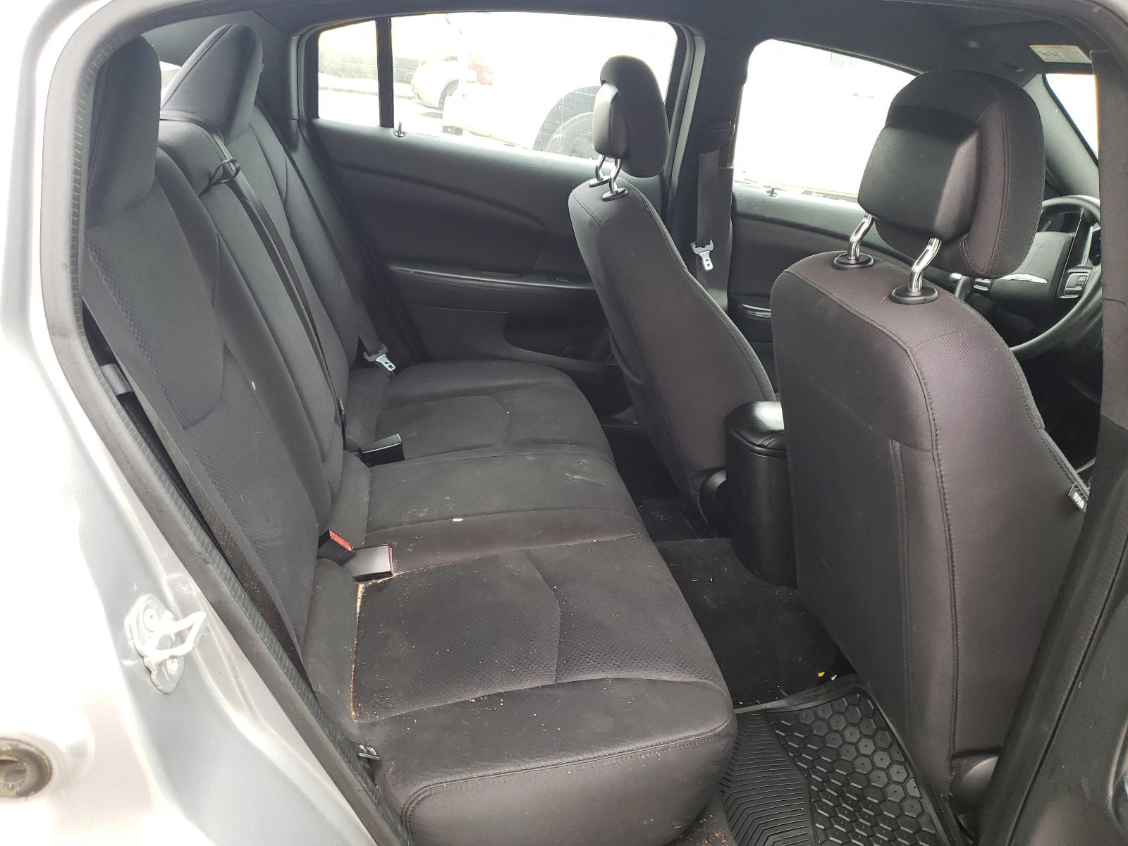 Photo 6 from auction – 2014 CHRYSLER 200 LX with VIN 1C3CCBAB4EN123220