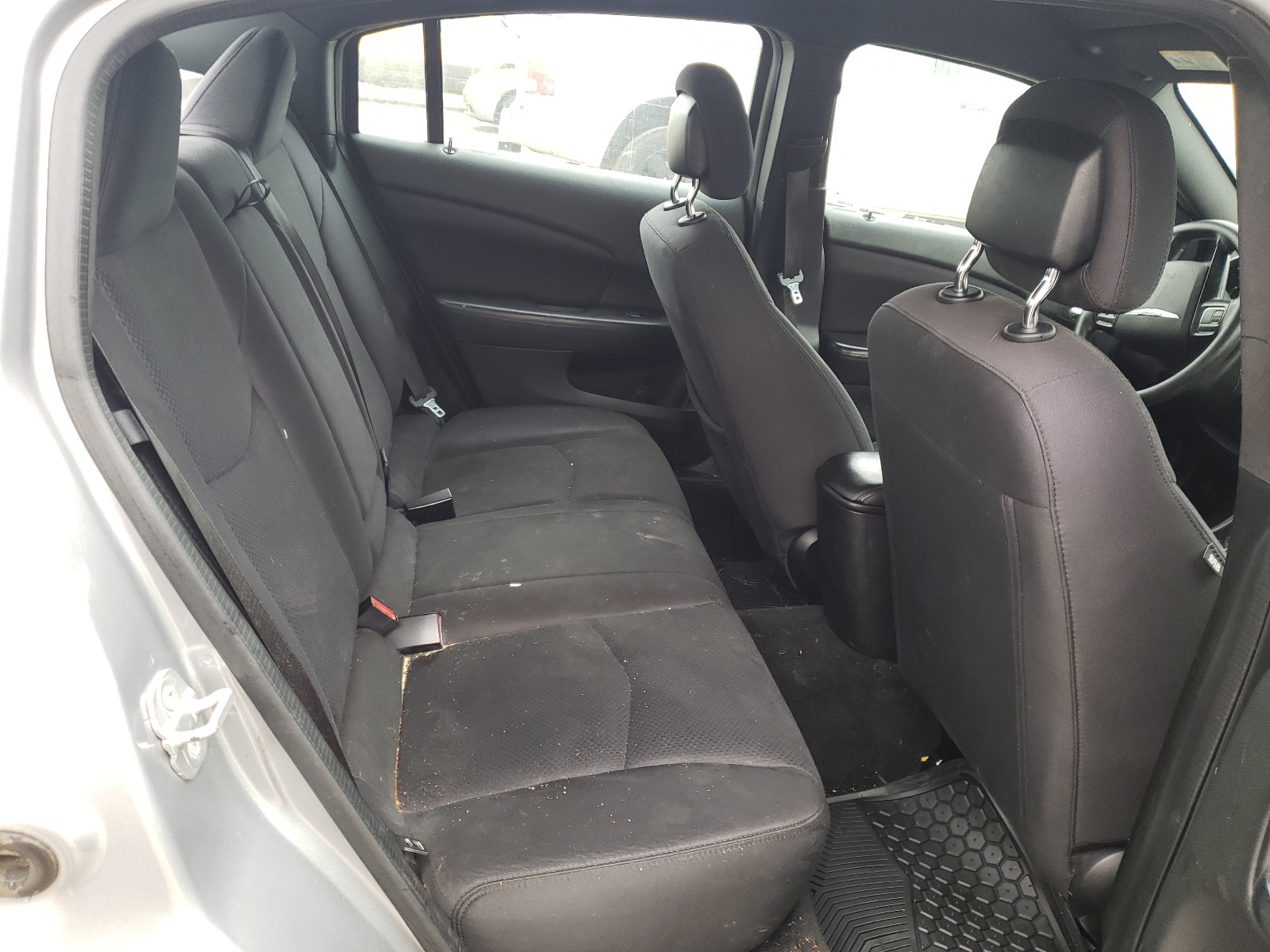Фото 6 с аукциона – 2014 CHRYSLER 200 LX с VIN 1C3CCBAB4EN123220