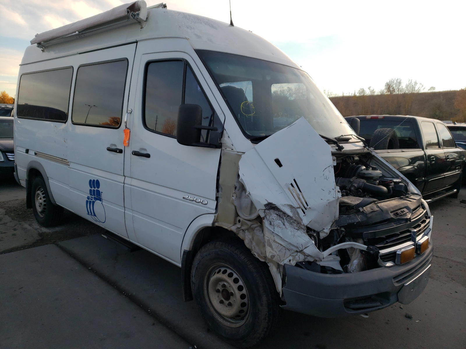 SPRINTER 2500 SPRIN 2003 with VIN WD5WD642435500460 - Photo from auction