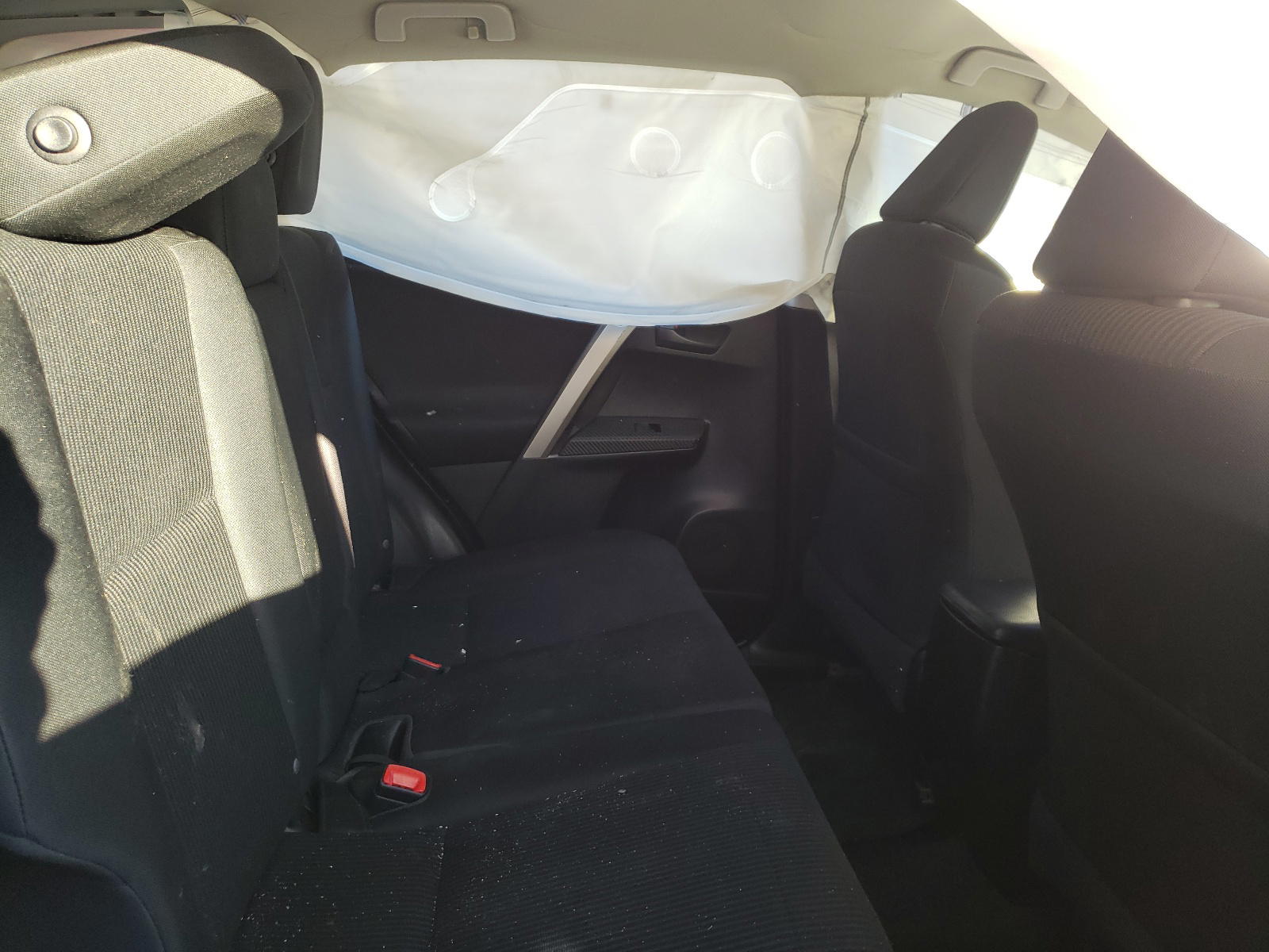 Photo 6 from auction – 2014 TOYOTA RAV4 LE with VIN 2T3BFREV9EW177049