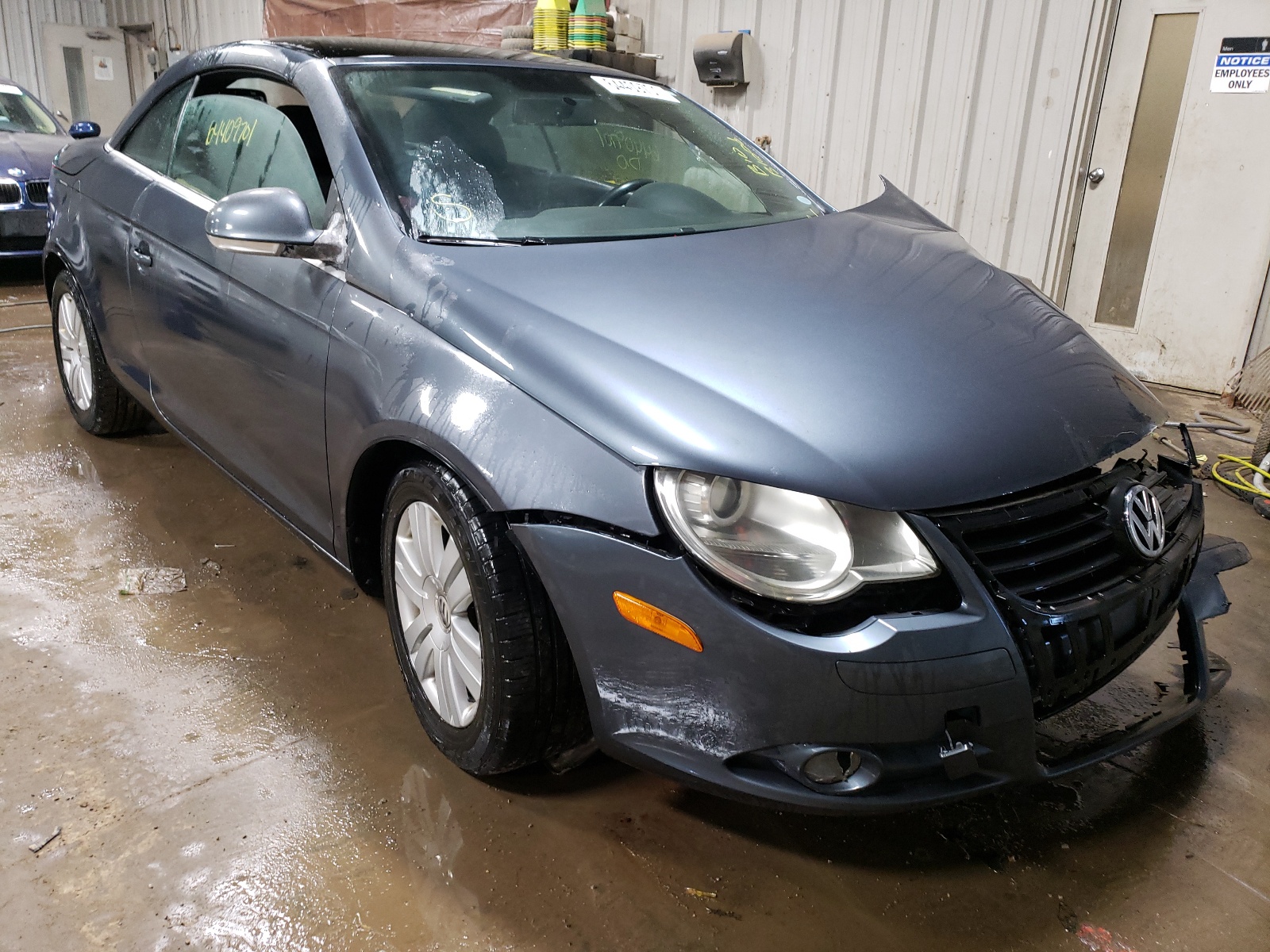 VOLKSWAGEN EOS TURBO 2008 with VIN WVWBA71F38V048639 - Photo from auction