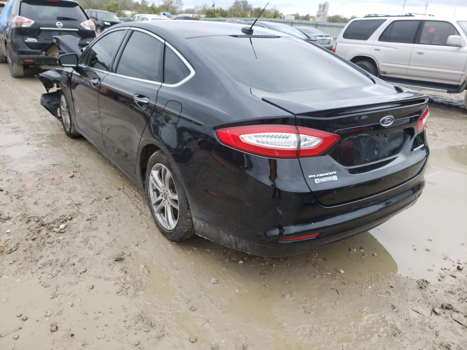 Photo 3 from auction – 2015 FORD FUSION TIT with VIN 3FA6P0SUXGR104663
