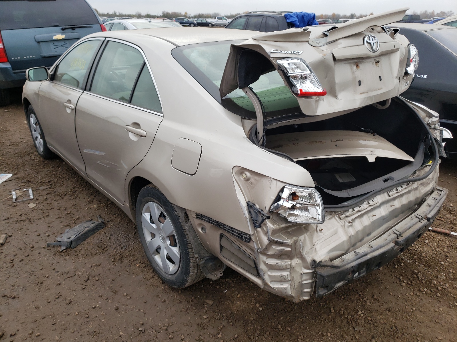 Photo 3 from auction – 2007 TOYOTA CAMRY CE with VIN 4T1BE46K47U557602