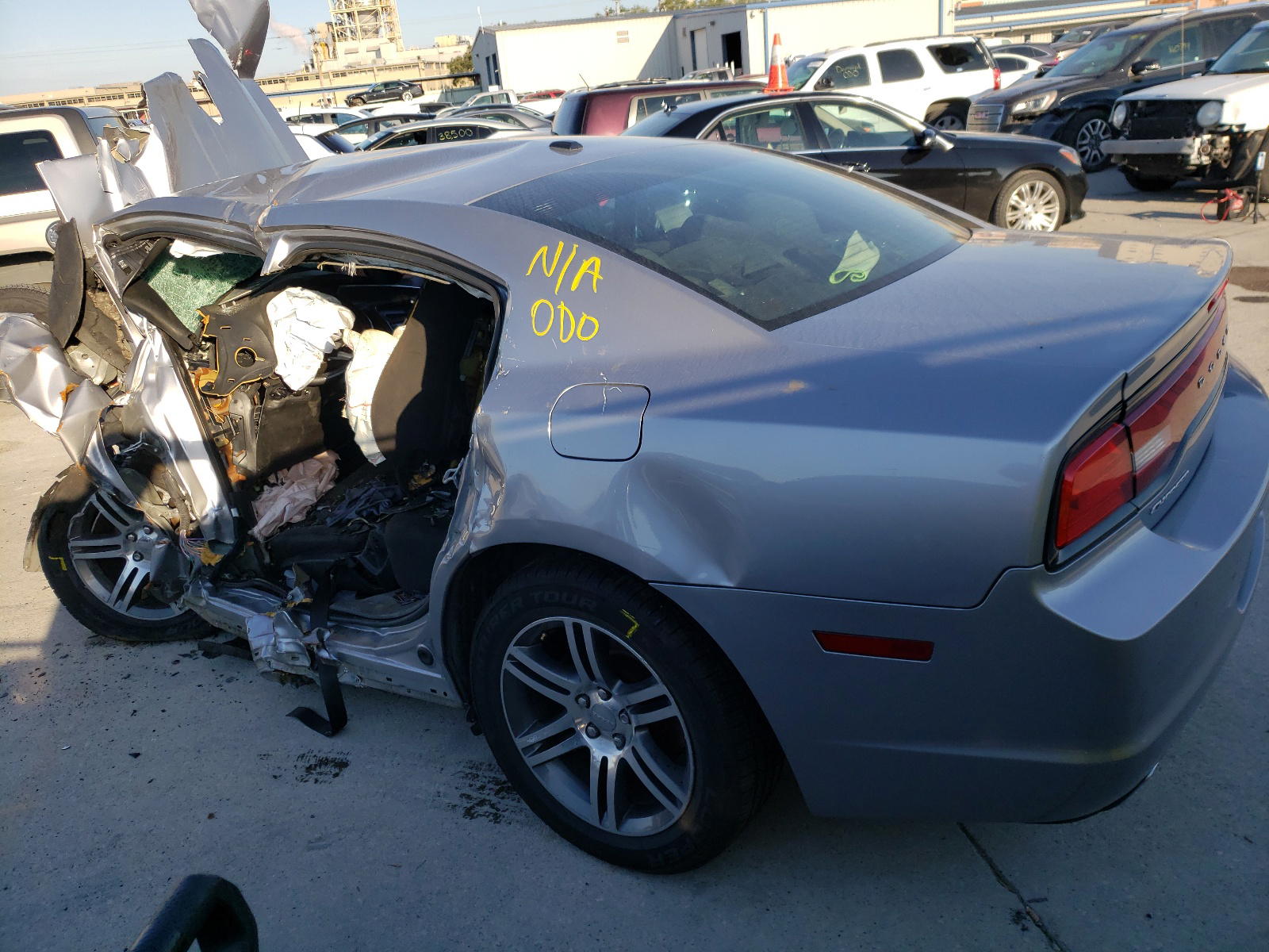 Photo 3 from auction – 2014 DODGE CHARGER SE with VIN 2C3CDXBG2EH319802