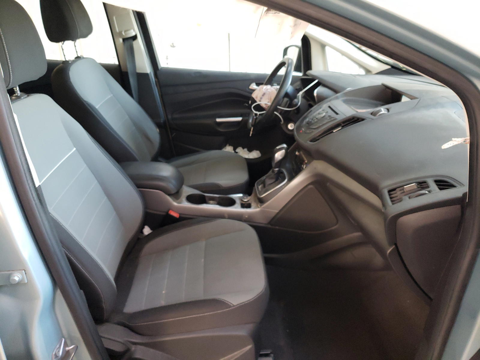 Photo 5 from auction – 2014 FORD C-MAX SE with VIN 1FADP5AU0EL507651