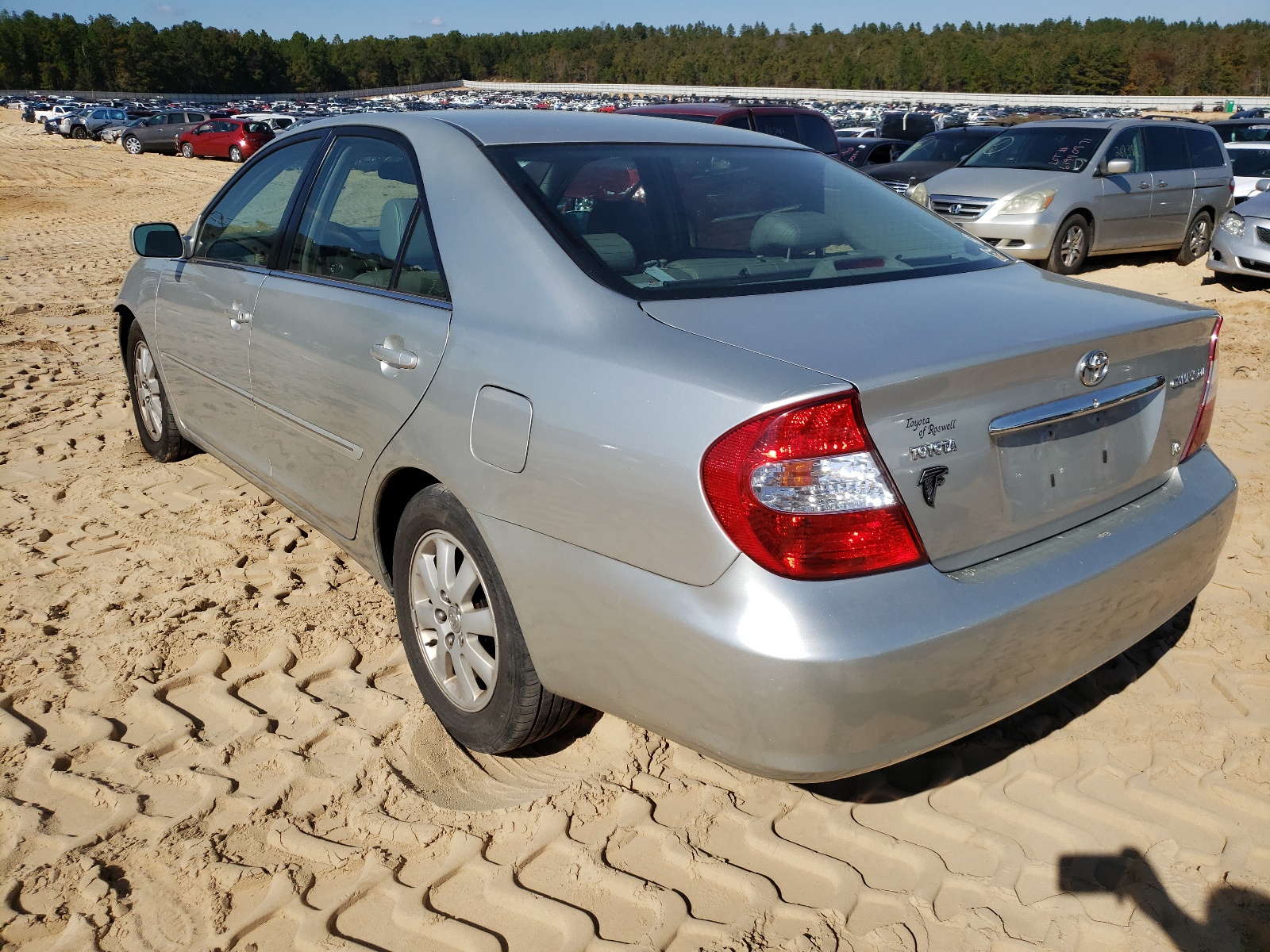 Photo 3 from auction – 2003 TOYOTA CAMRY LE with VIN 4T1BF32K53U554652