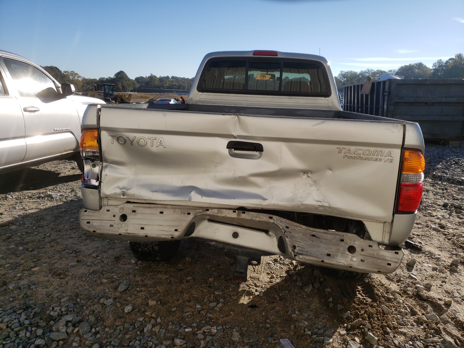 Photo 9 from auction – 2004 TOYOTA TACOMA with VIN 5TESN92N74Z324897
