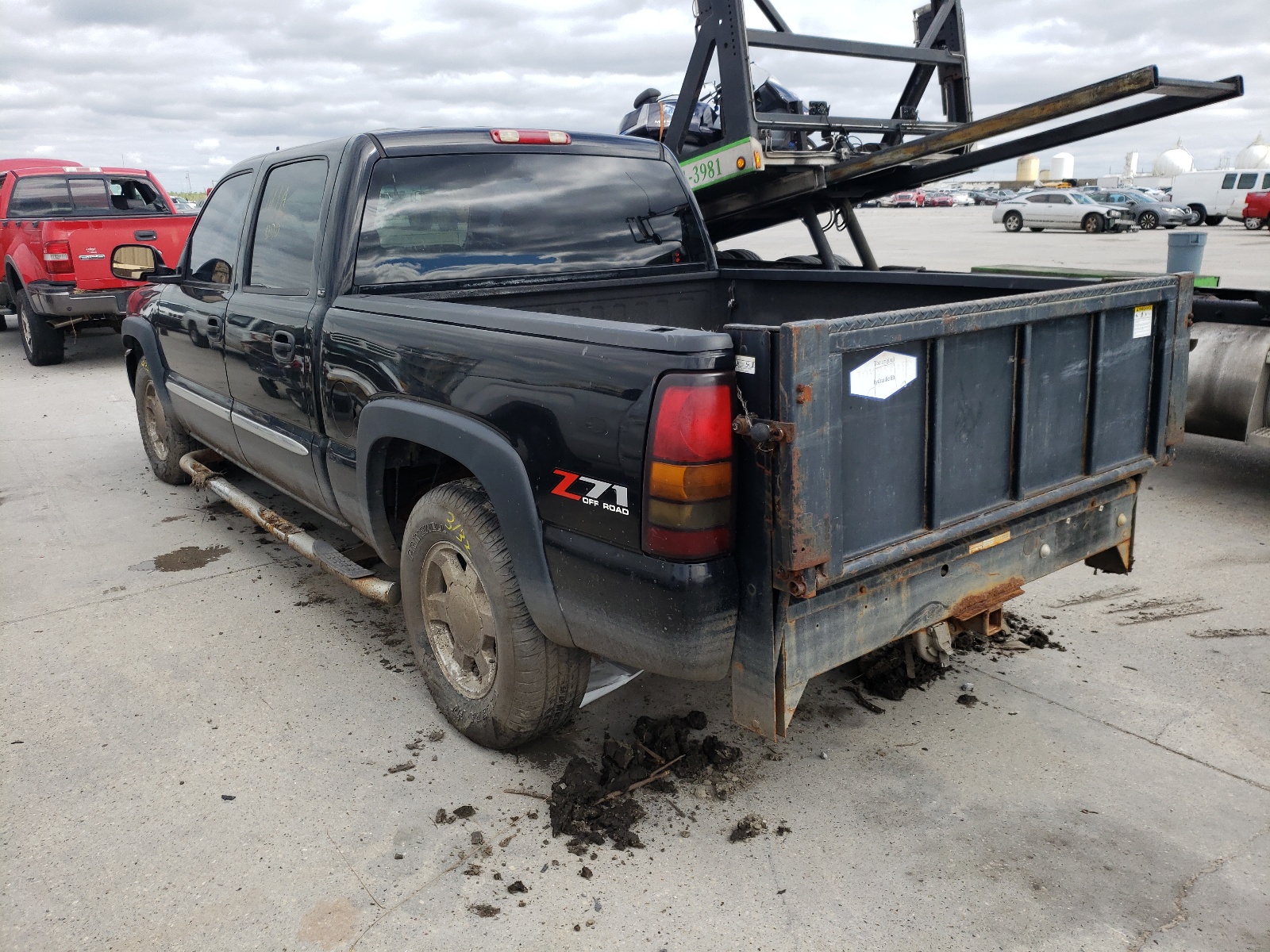 Photo 3 from auction – 2006 GMC NEW SIERRA with VIN 2GTEK13T161223074