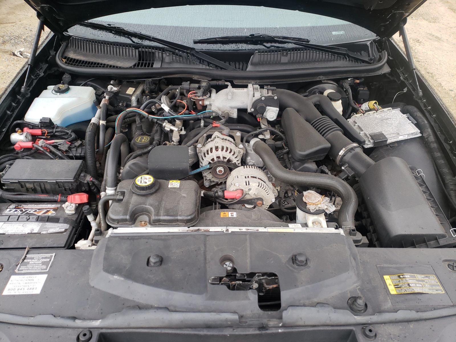 Zdjęcie 7 z aukcji – 2008 LINCOLN TOWN CAR E z VIN 2L1FM88W08X649782