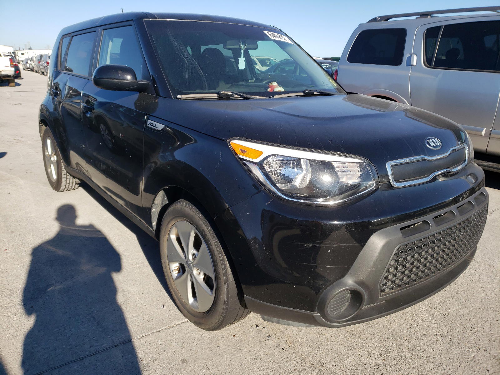 KIA SOUL 2016 with VIN KNDJN2A23G7344053 - Photo from auction