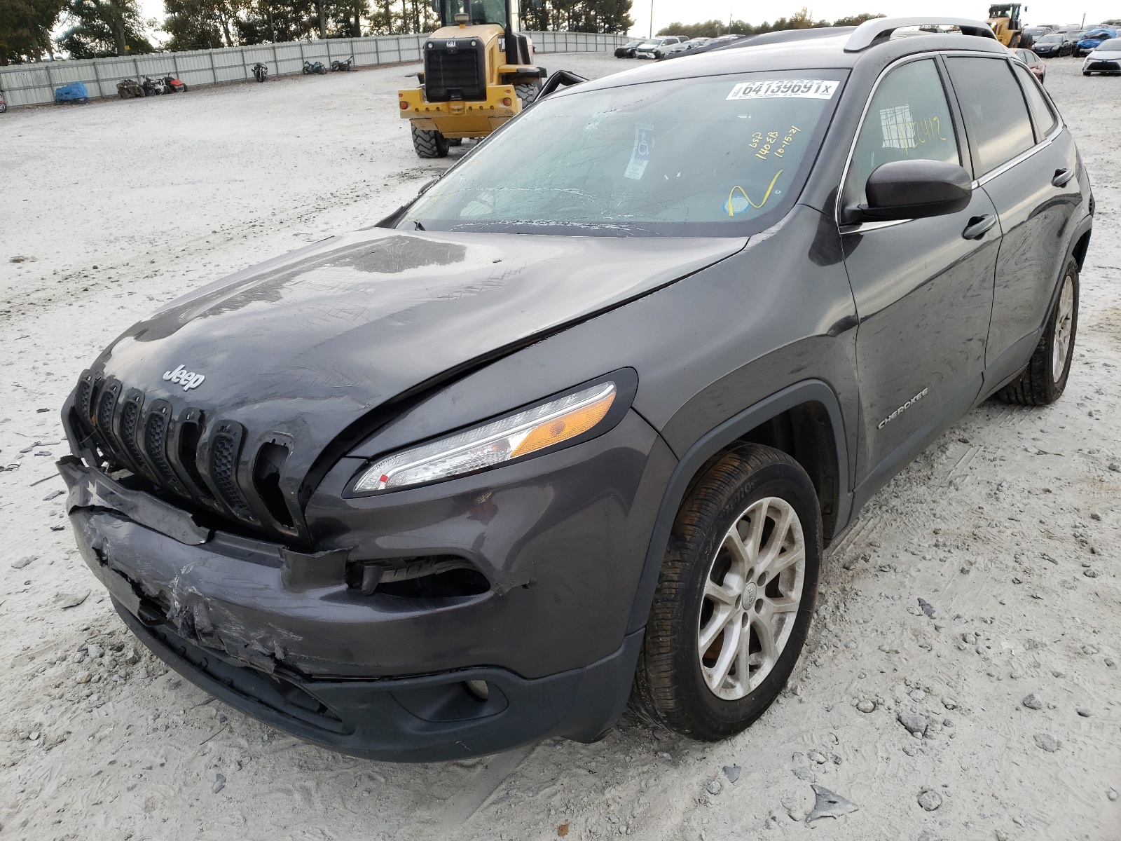 Photo 2 from auction – 2016 JEEP CHEROKEE L with VIN 1C4PJLCB1GW177206