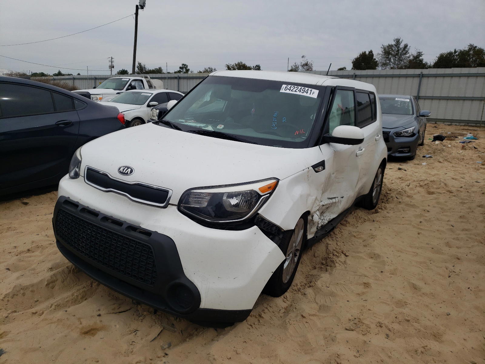 Photo 2 from auction – 2014 KIA SOUL with VIN KNDJN2A27E7716930