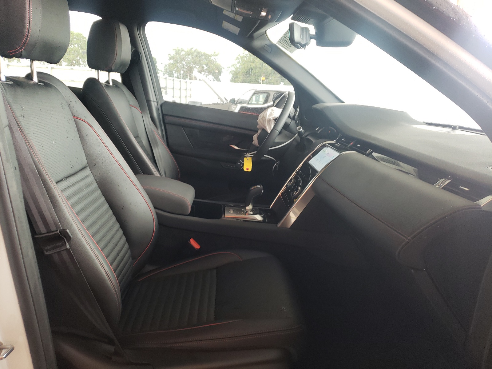 Photo 5 from auction – 2020 LAND ROVER DISCOVERY with VIN SALCL2FX0LH880622