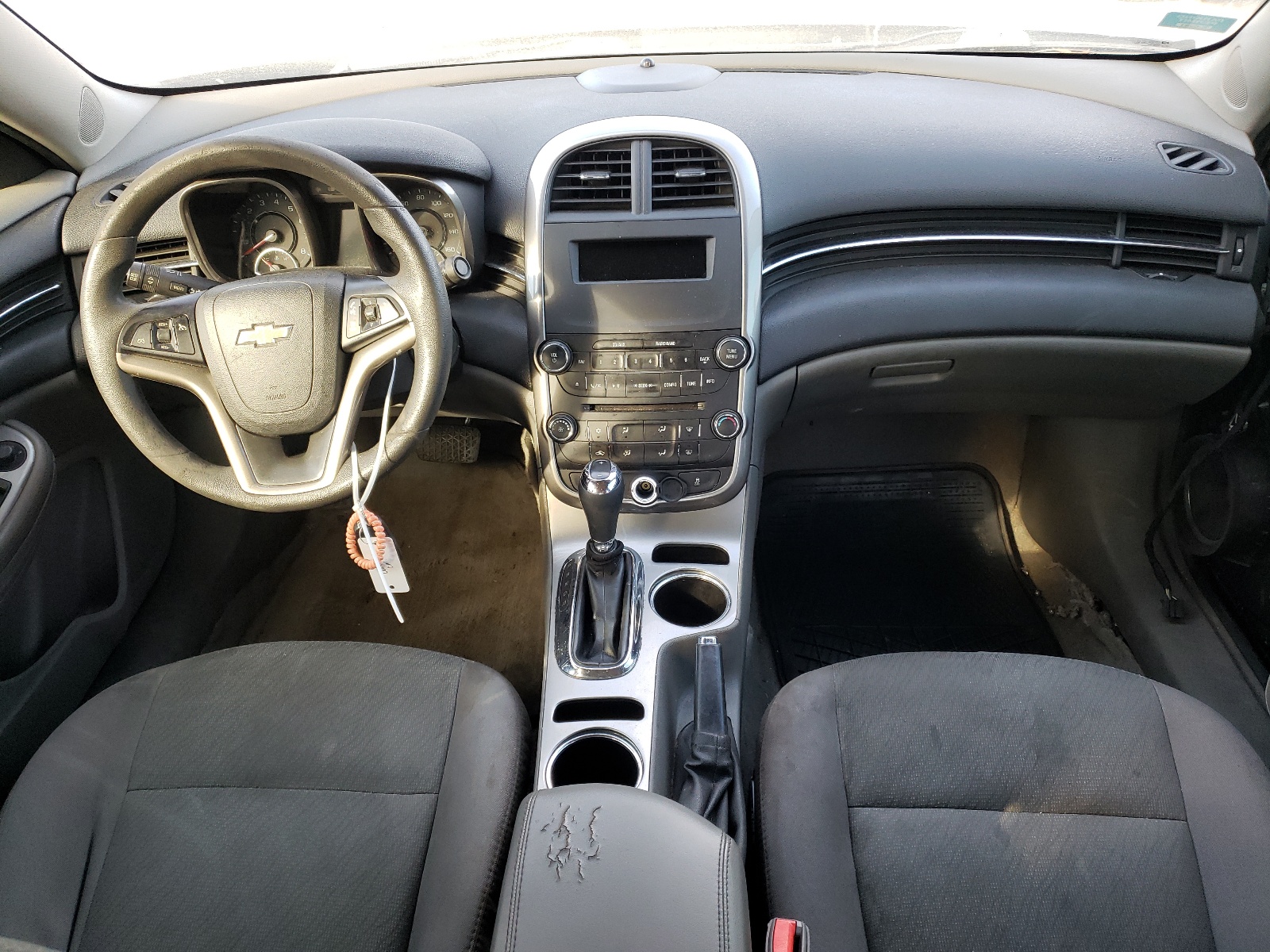 Photo 9 from auction – 2015 CHEVROLET MALIBU LS with VIN 1G11A5SL0FF162358