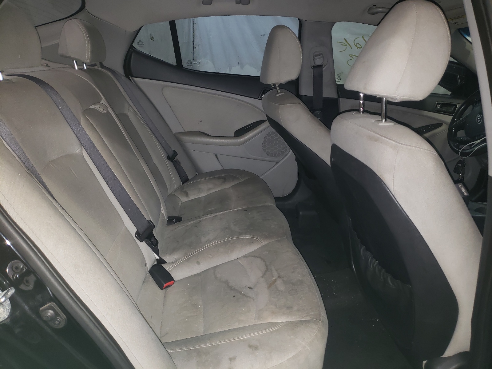 Zdjęcie 6 z aukcji – 2012 KIA OPTIMA LX z VIN 5XXGM4A75CG007289