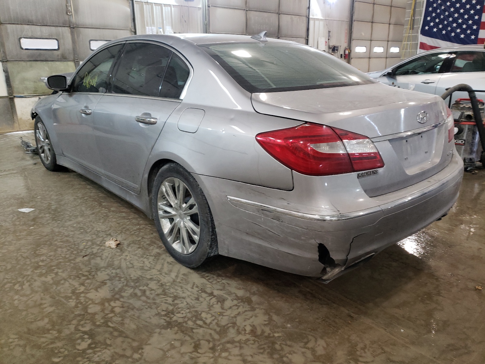 Photo 3 from auction – 2012 HYUNDAI GENESIS 3. with VIN KMHGC4DD8CU161151