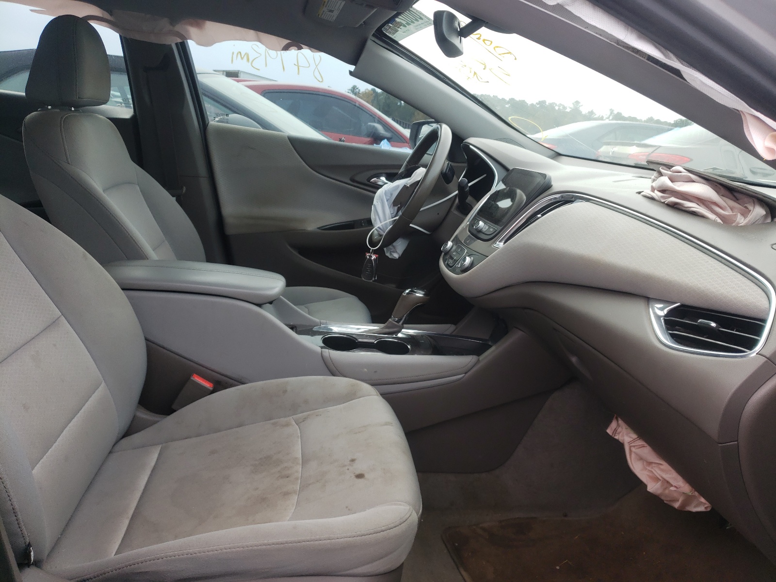 Photo 5 from auction – 2017 CHEVROLET MALIBU LT with VIN 1G1ZE5ST7HF142649