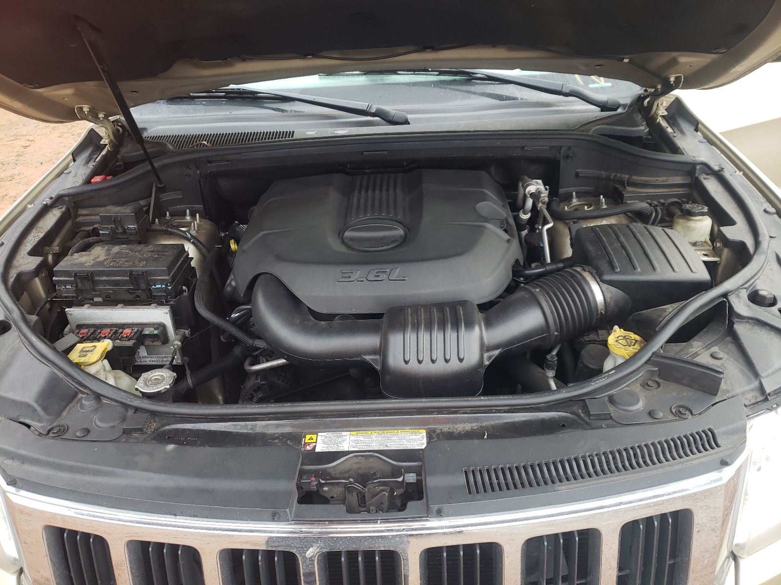 Photo 7 from auction – 2011 JEEP GRAND CHER with VIN 1J4RS4GGXBC719618