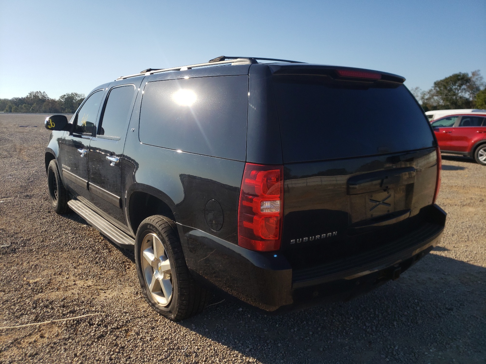 Photo 3 from auction – 2014 CHEVROLET SUBURBAN C with VIN 1GNSCJE00ER152255