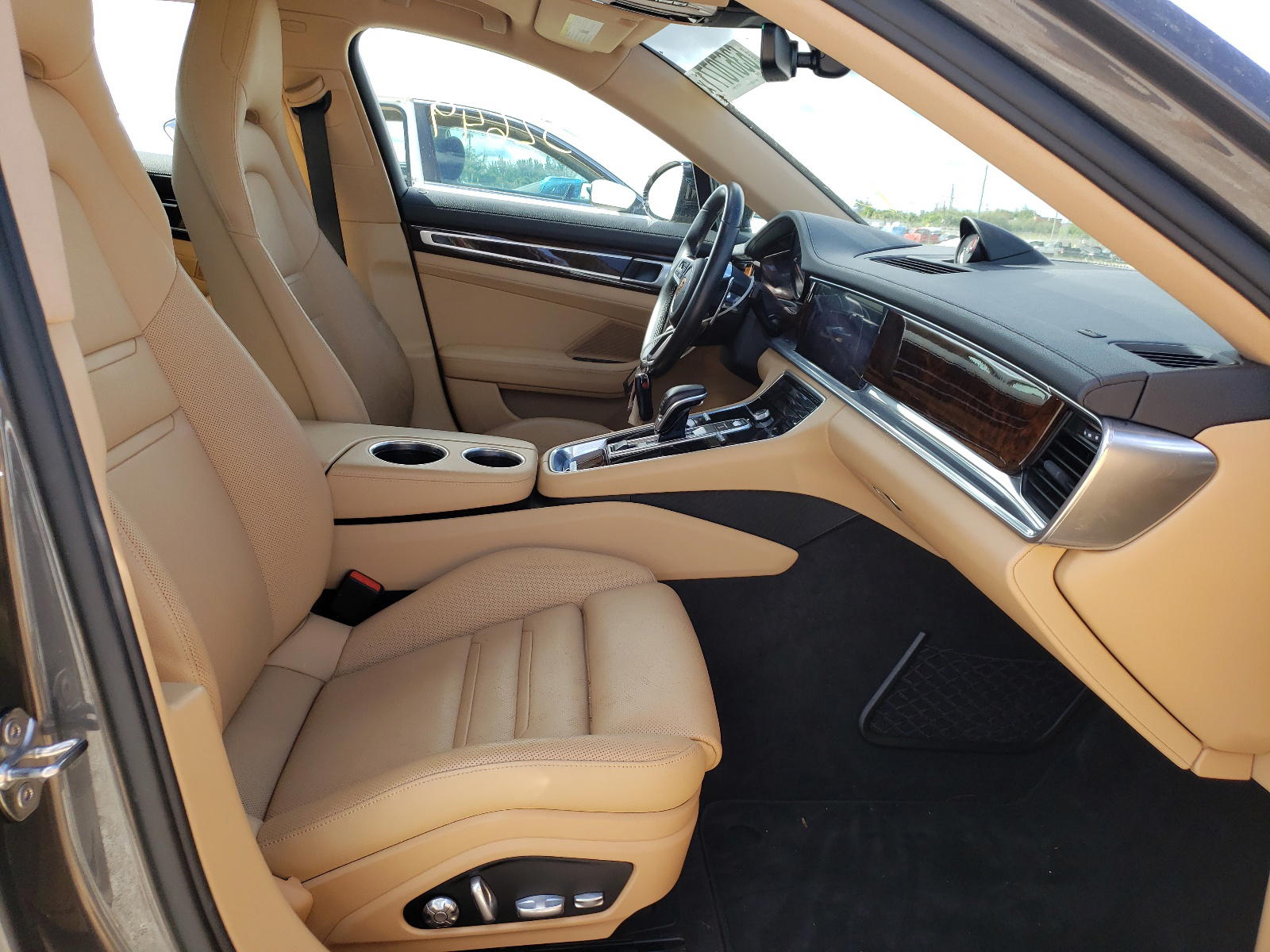 Photo 5 from auction – 2018 PORSCHE PANAMERA 4 with VIN WP0AB2A77JL135238