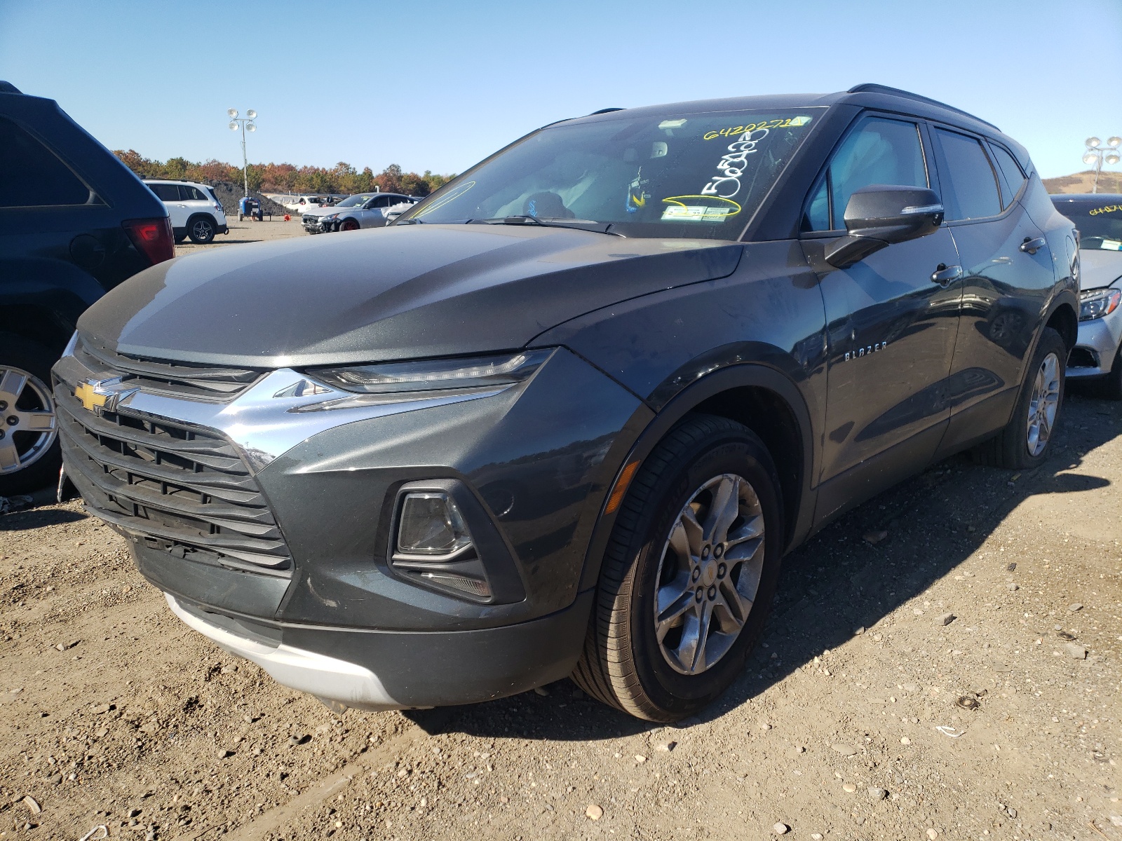 Photo 2 from auction – 2020 CHEVROLET BLAZER 2LT with VIN 3GNKBHRS9LS565423
