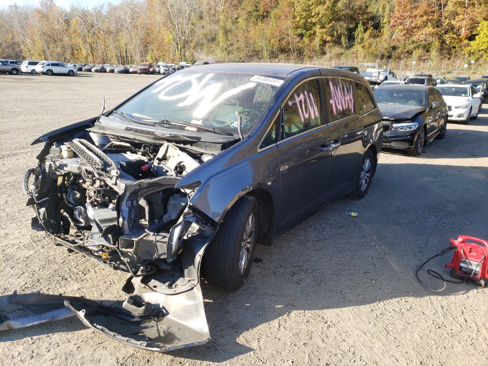 Photo 2 from auction – 2016 HONDA ODYSSEY EX with VIN 5FNRL5H45GB097095