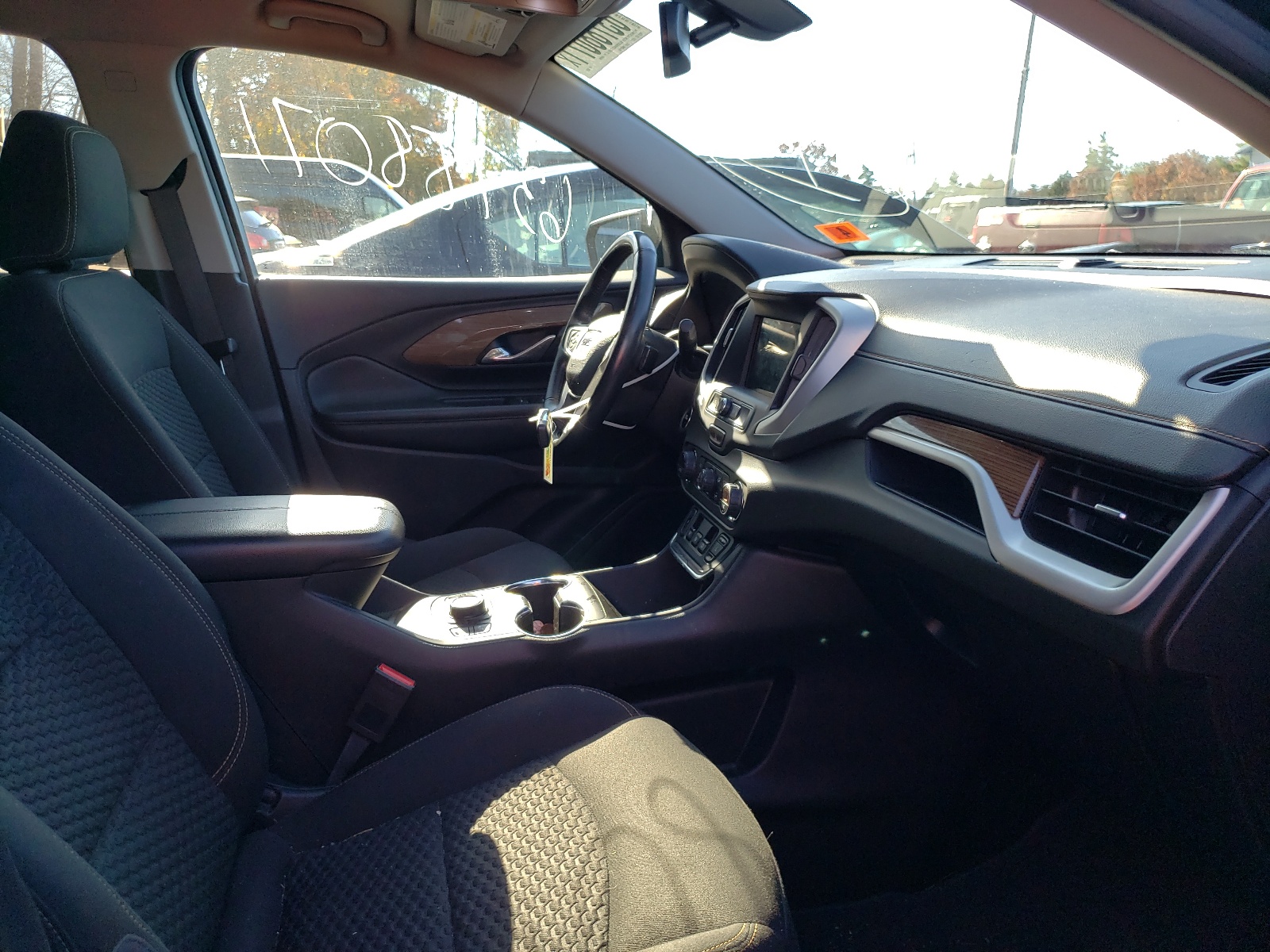 Photo 5 from auction – 2018 GMC TERRAIN SL with VIN 3GKALTEX3JL182305